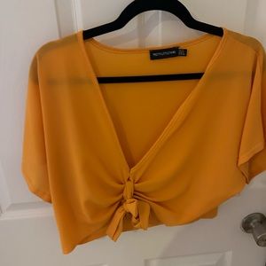 orange top